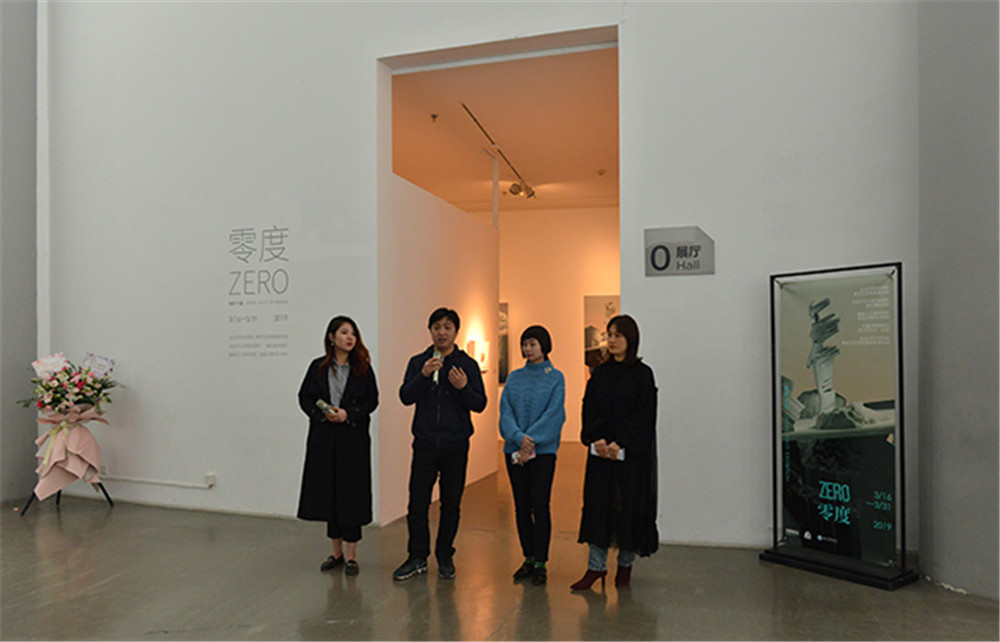 南京艺术学院美术馆主办,湖北美术学院协办,展出作品集中