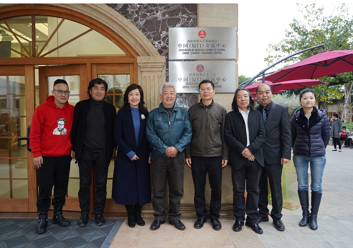 由福建省军区副司令员黄谨皑先生,厦门市文化和旅游局党组成员,一级