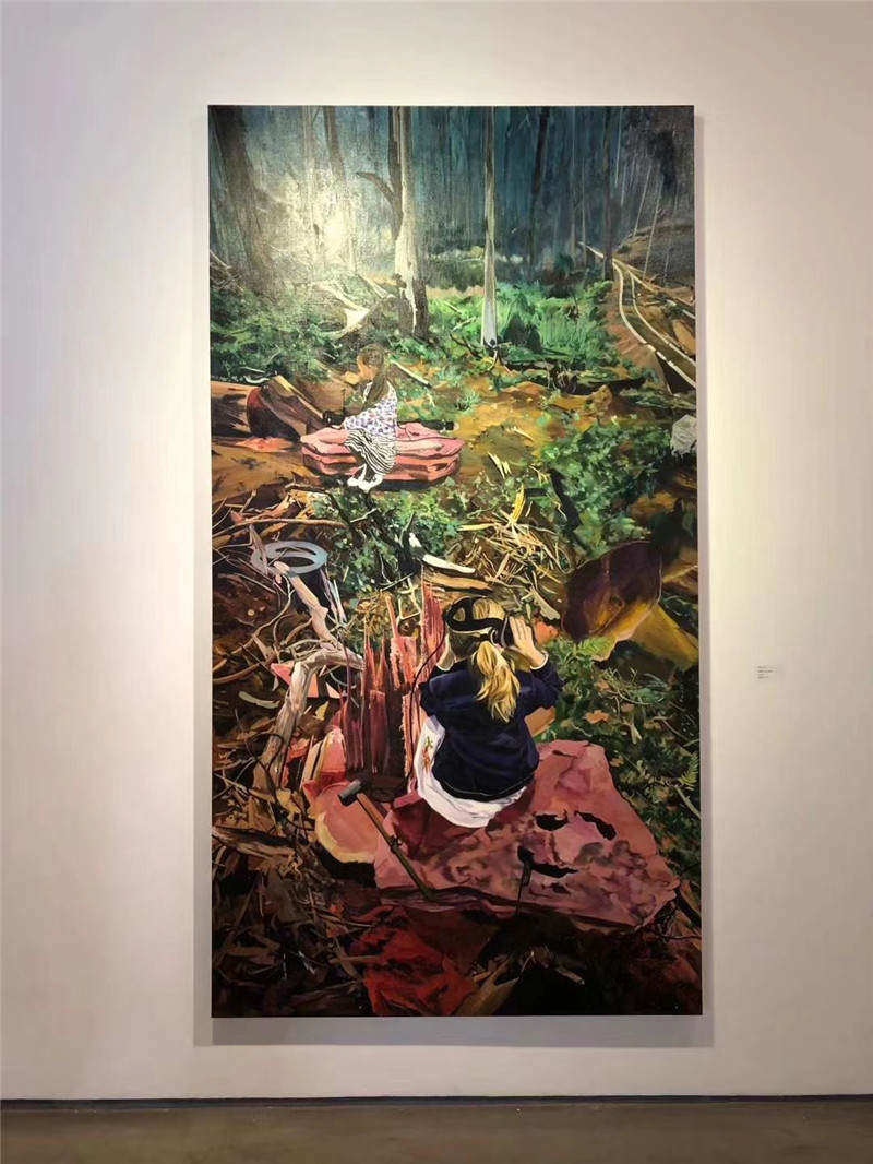 马文婷《白日梦》布面油画,2019,280x150cm