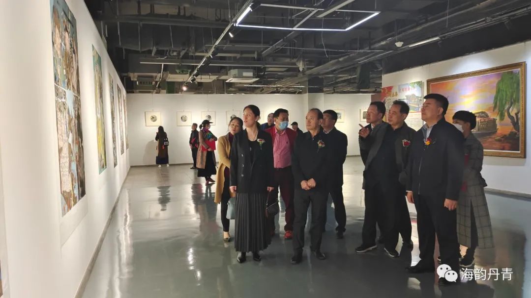 感知十月-唐晓丽国画作品展在威海侨乡美术馆开展