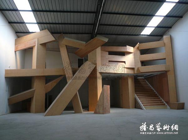 潘星磊《我们 木建筑结构 1200×600×530cm 2006