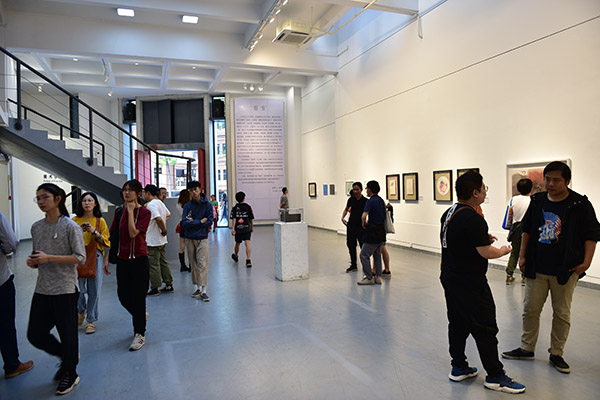 本次展览的参展艺术家包括:方少华,王 怡,邓中云,石 磊,孙晓枫,巩