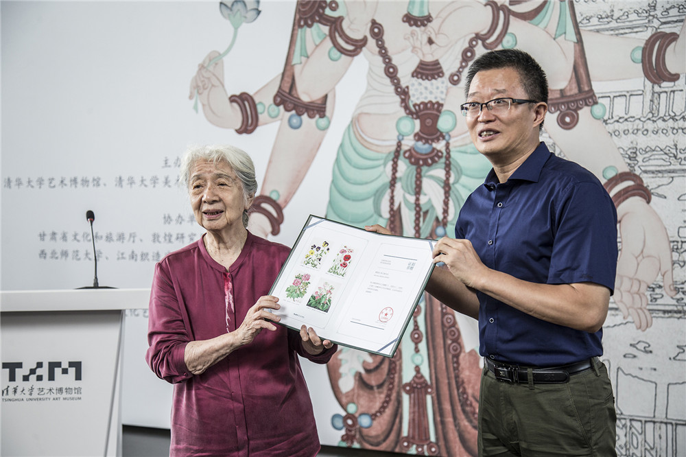 常书鸿,常沙娜父女作品亮相清华艺博_城市金融网